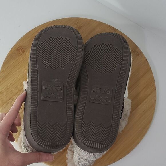 Muk Luks Cable Knit Faux Fur Lined Women's Slippers Off White Oatmeal Size L - Picture 10 of 11